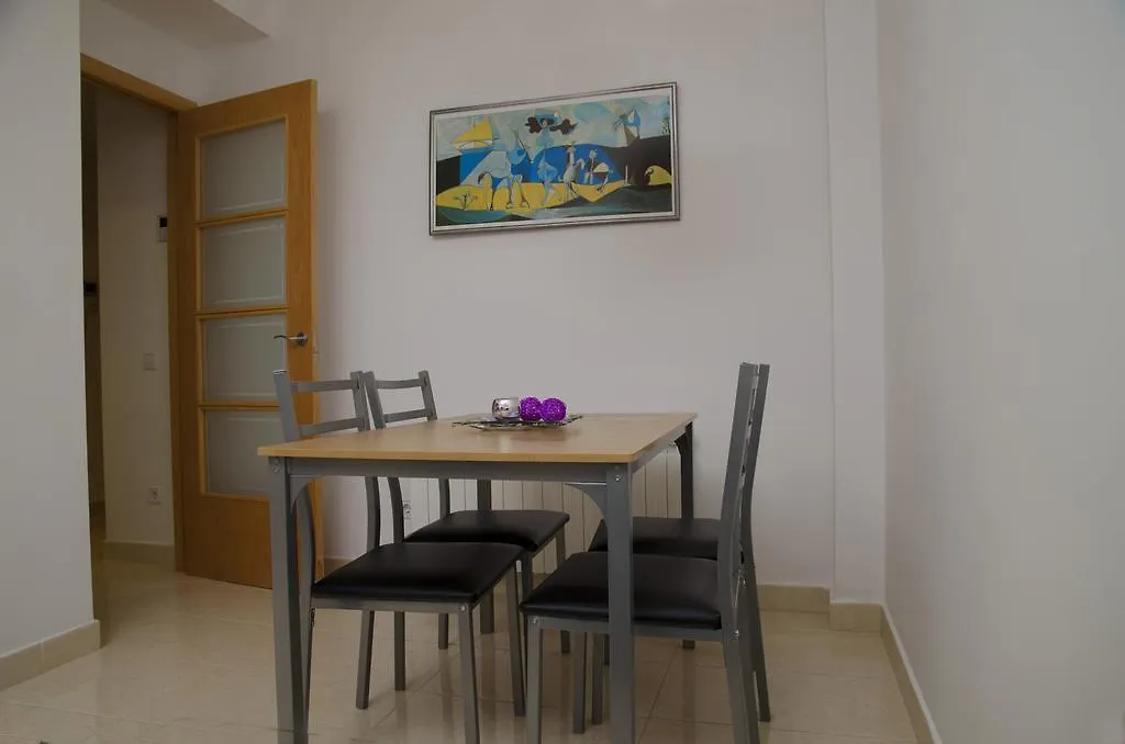 Apartamentos Navas Barcelona 0*,  Španělsko